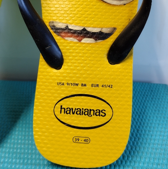 Havaianas Womens Flip Flops Sandals Tongs - Minions - Yellow Size 9 /10 W - Picture 3 of 6